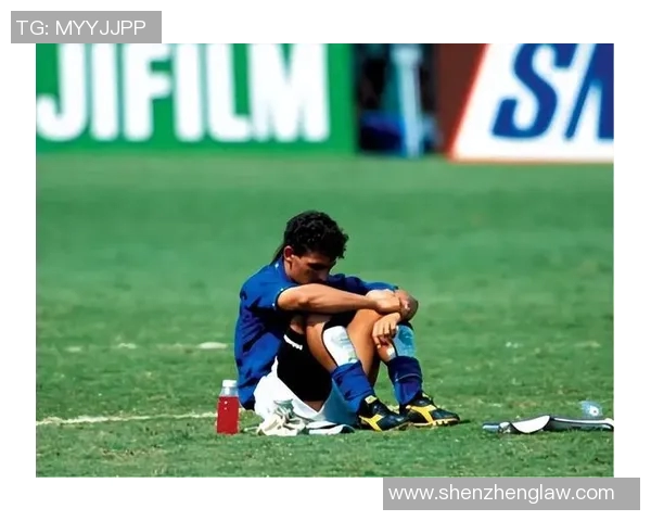 足球场上最疯狂球星的传奇瞬间和令人惊叹的疯狂表现揭秘